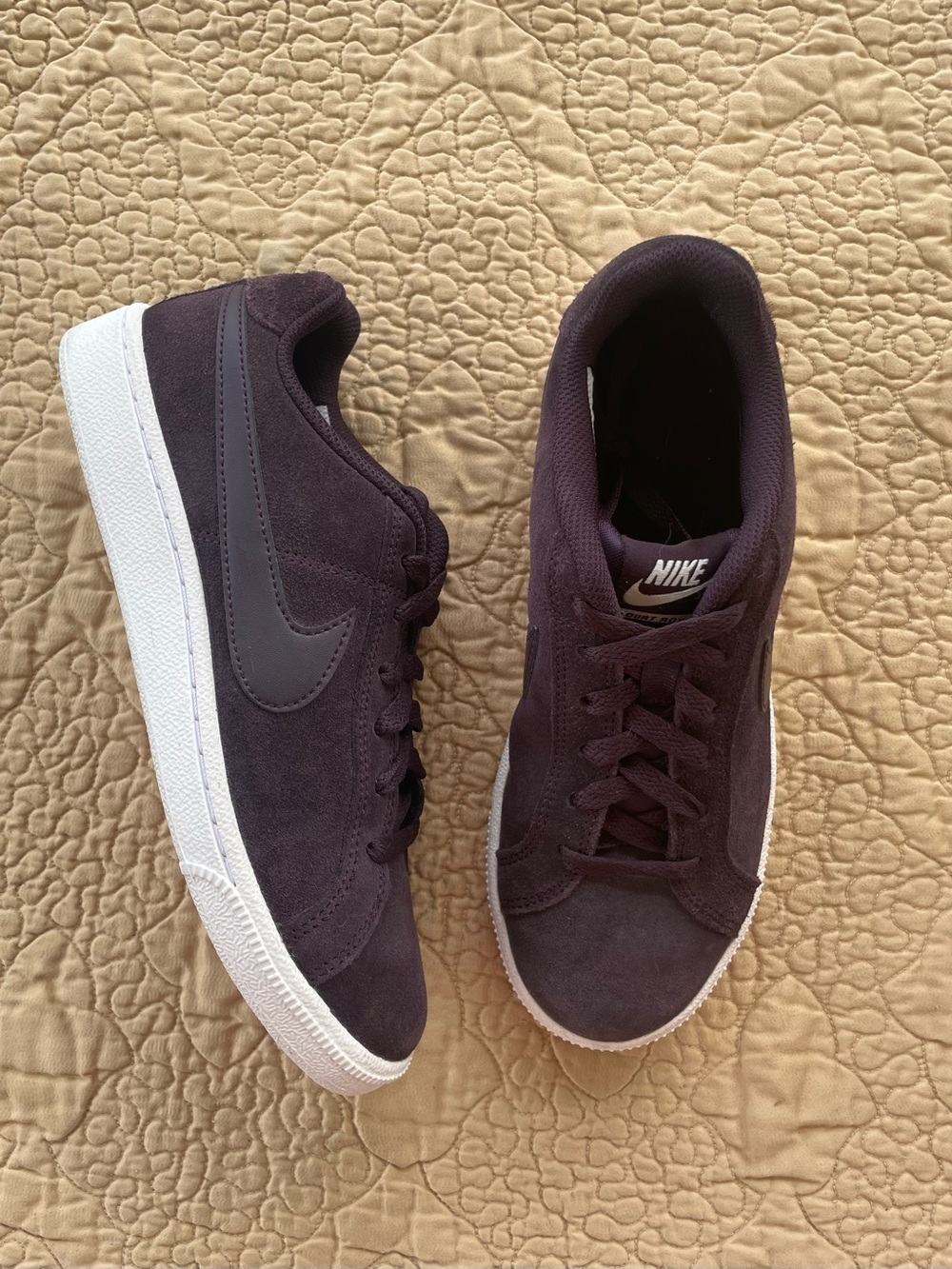 EUC Nike Court Royale Suede sneakers ft. in "Port Wine" colorway (US) W6